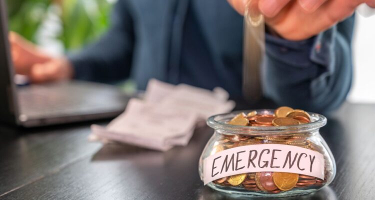 Reserva de Emergência com Renda Variável
