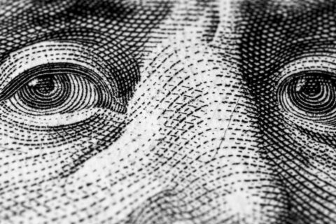 dividendos em dólar